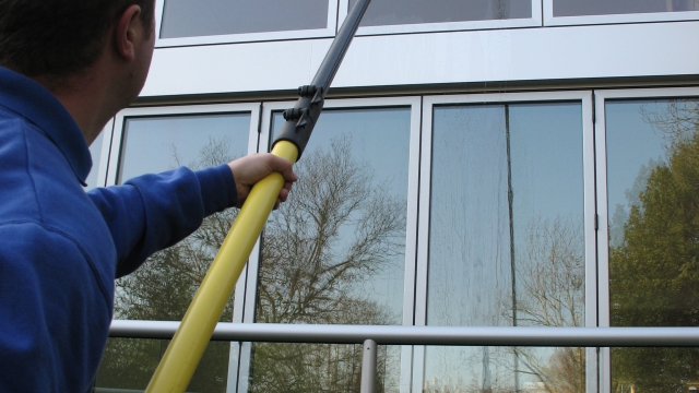 Crystal Clear: Unveiling the Secrets of Stellar Window Cleaning