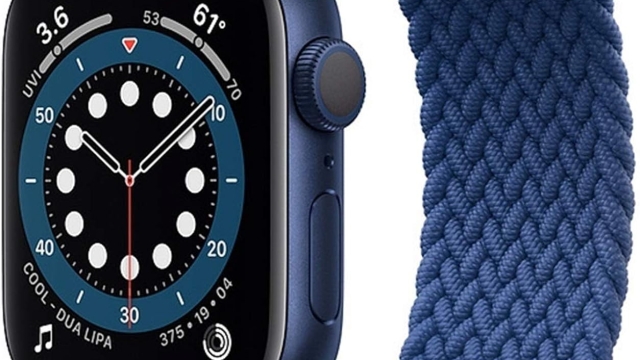 Accessorize Your Apple Watch with Stylish Bands!