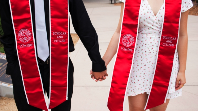 Symbolic Sophistication: The Significance of High School Graduation Stoles